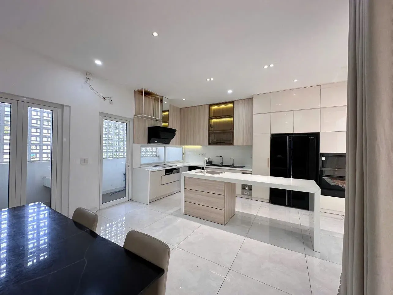 Bán Nhà riêng 150m² thổ cư 150m² giá 27 tỷ tại Đường Thăng Long Phường Hòa Cường Đà Nẵng 🏡 BIỆT THỰ MINI 3 TẦNG VIEW SÔNG-VỊ TRÍ CỰC ĐẸP THĂNG LONG🌿